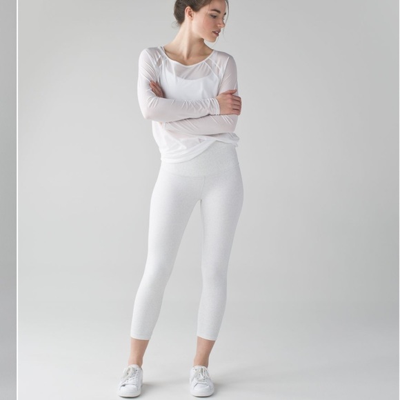 Lululemon Wunder Under Crop (Hi-Rise)
Foli Manifesto White Nimbus size 10 - Picture 3 of 14